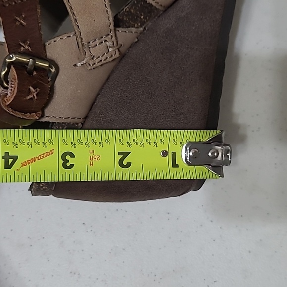 OTBT "Freedom" Women's Tan Wedge Sandals size 8 - Picture 10 of 11